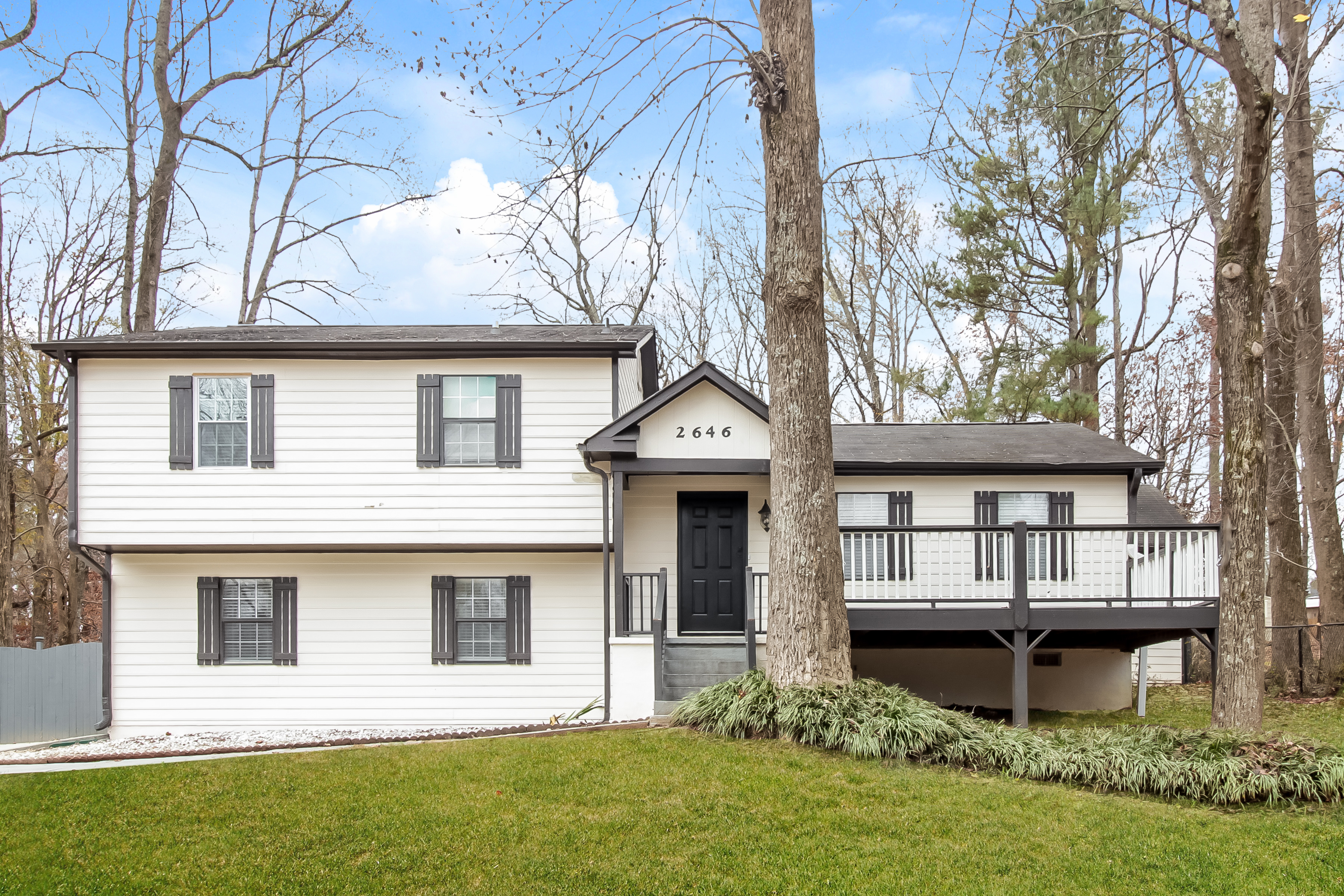 2646 HENCLEY CIR SW MARIETTA, GA 30008